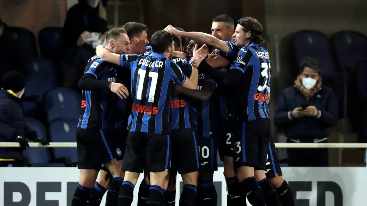 Joueurs d'Atalanta célébrant un but Joueurs d'Atalanta célébrant un but