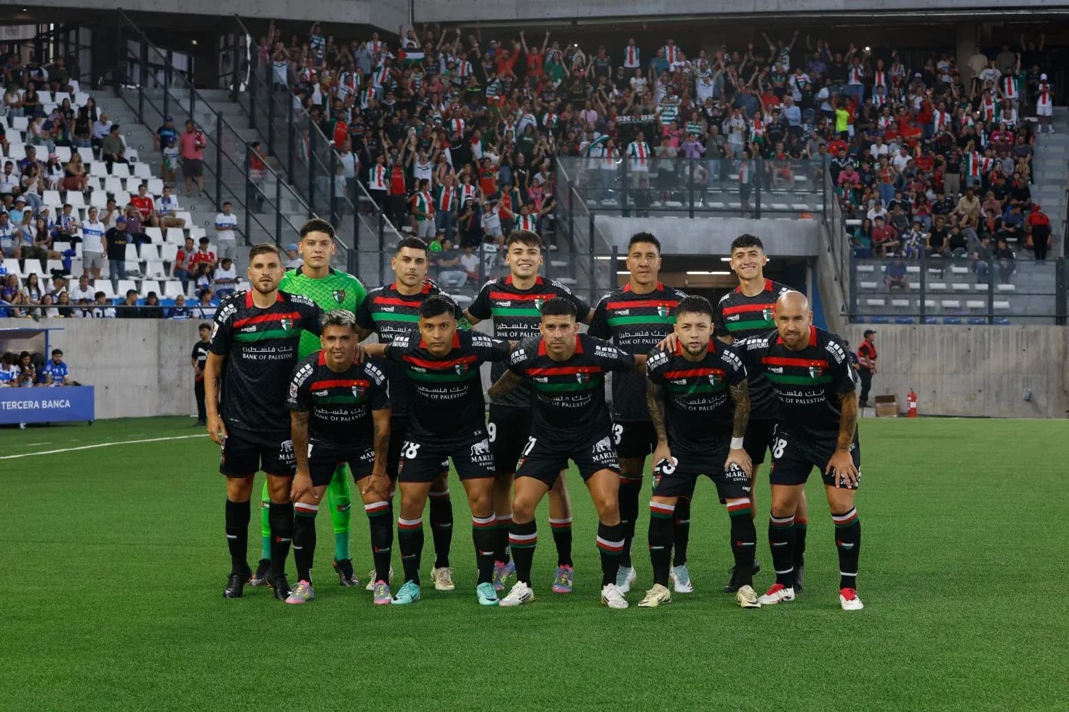 Équipe de Palestino avant le match Équipe de Palestino avant le match