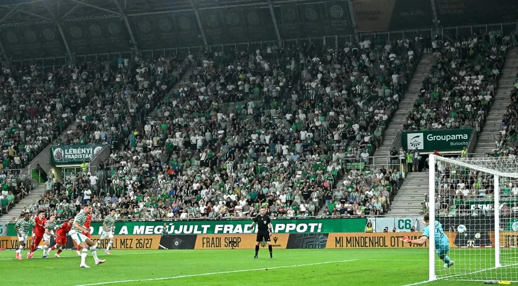 Tir au but de Ferencvárosi TC contre Twente Tir au but de Ferencvárosi TC contre Twente