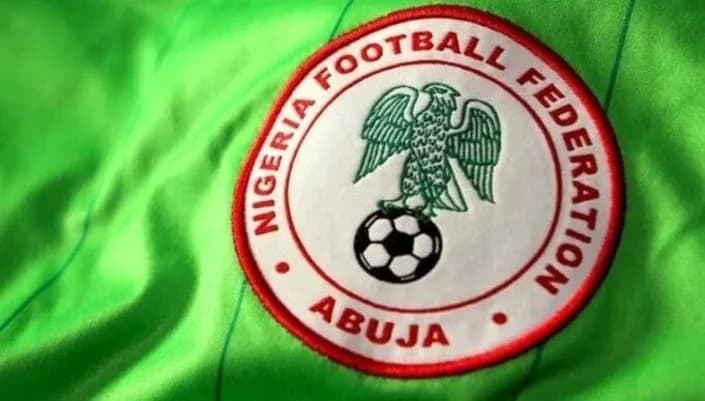 Écusson de la Fédération nigériane de football Écusson de la Fédération nigériane de football