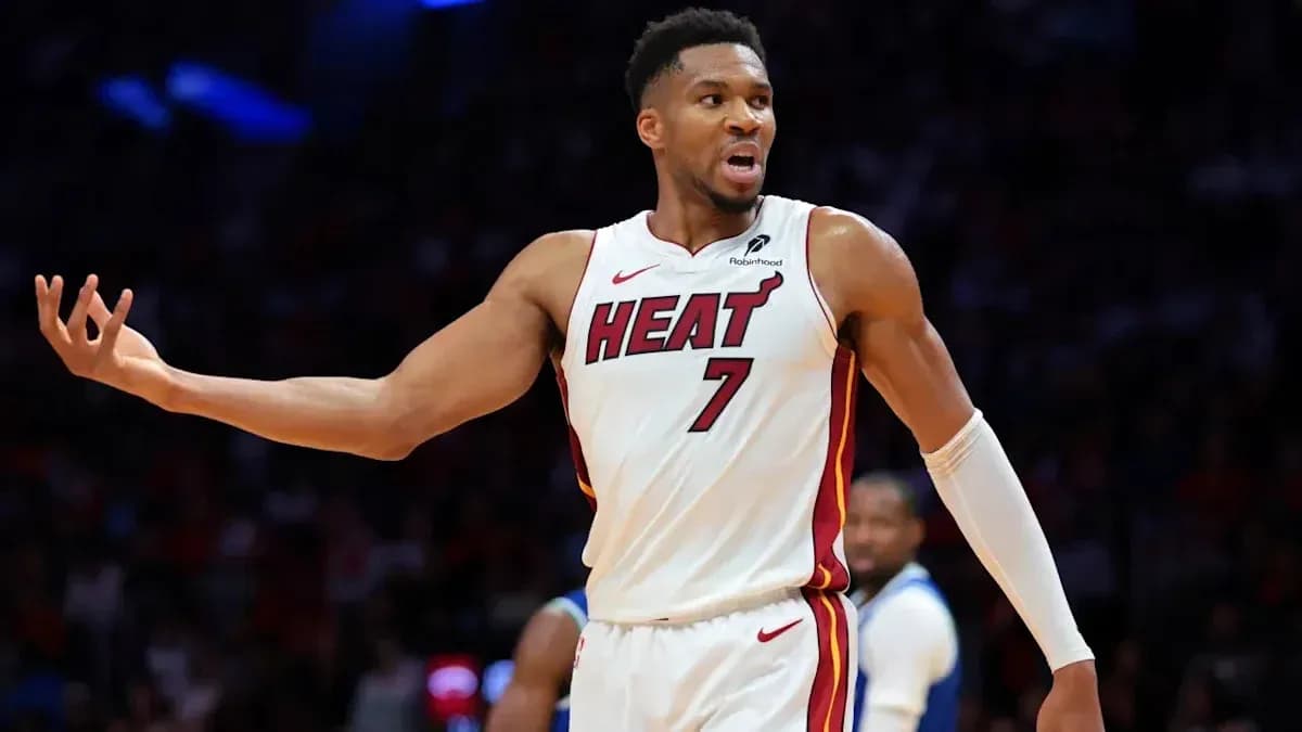 Joueur du Miami Heat en action sur le terrain Joueur du Miami Heat en action sur le terrain