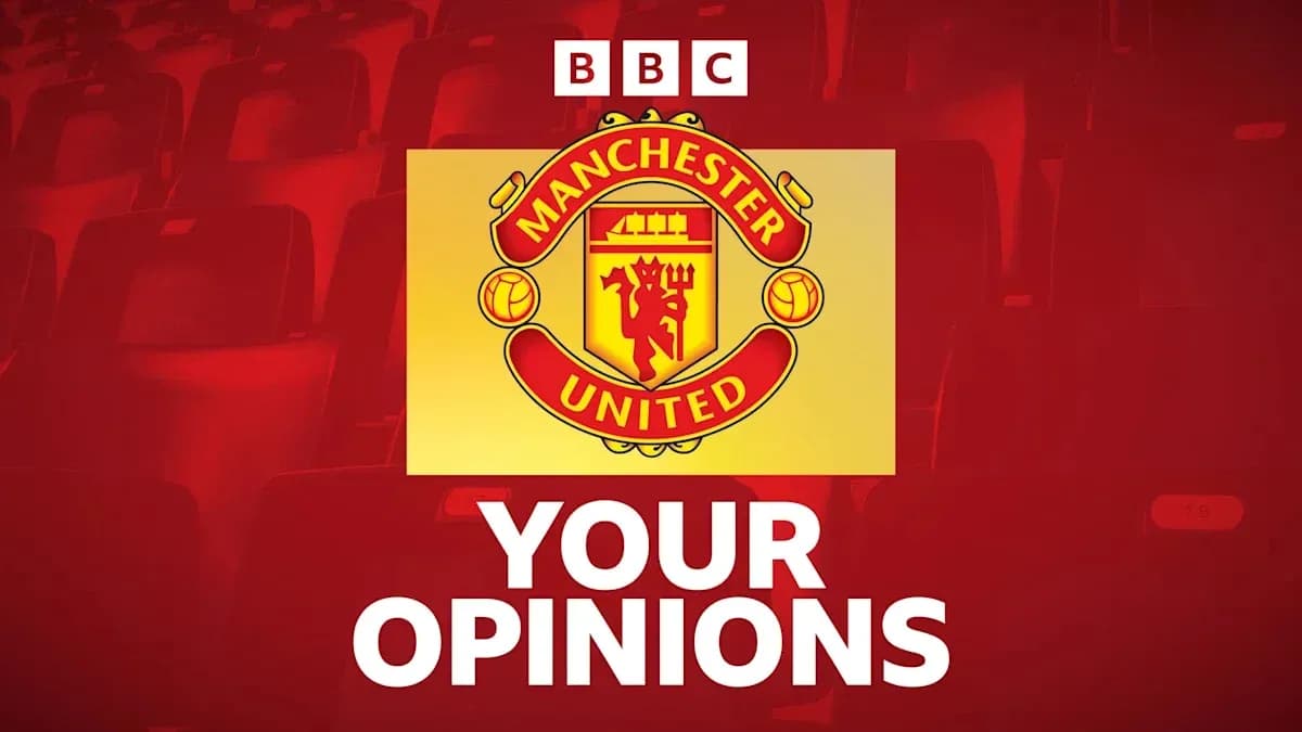 Logo de Manchester United sur fond rouge Logo de Manchester United sur fond rouge