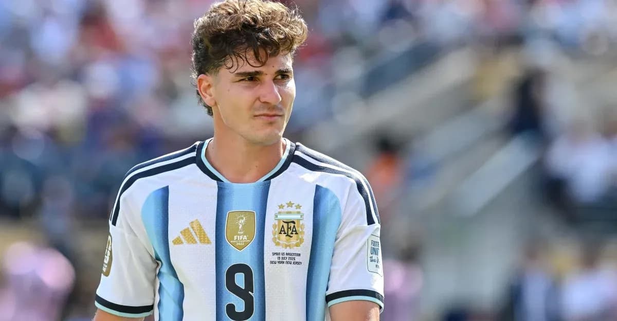 Joueur argentin en maillot lors d'un match Joueur argentin en maillot lors d'un match