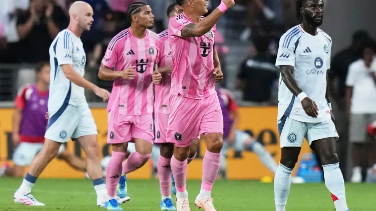 Joueurs de l'Inter Miami célébrant un but pendant le match Joueurs de l'Inter Miami célébrant un but pendant le match