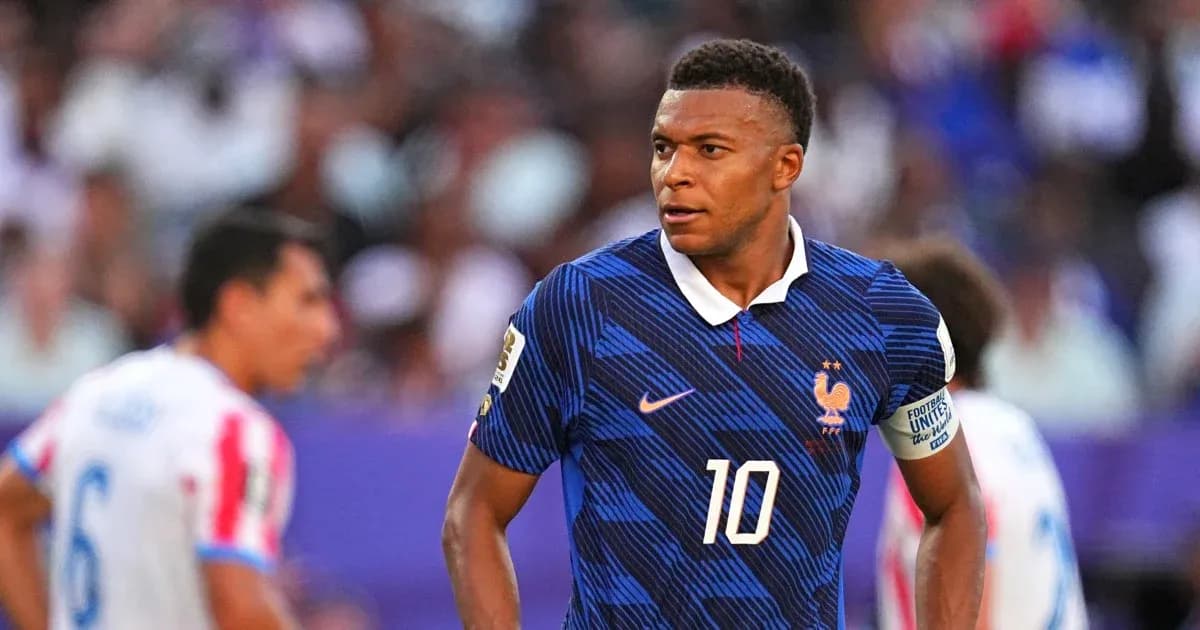 Kylian Mbappé en action lors d'un match Kylian Mbappé en action lors d'un match