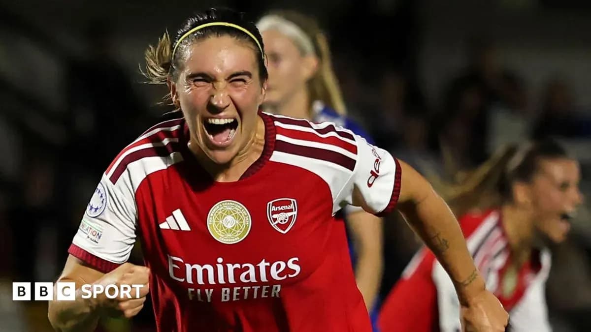 Joueuse d'Arsenal célébrant un but lors du match Joueuse d'Arsenal célébrant un but lors du match