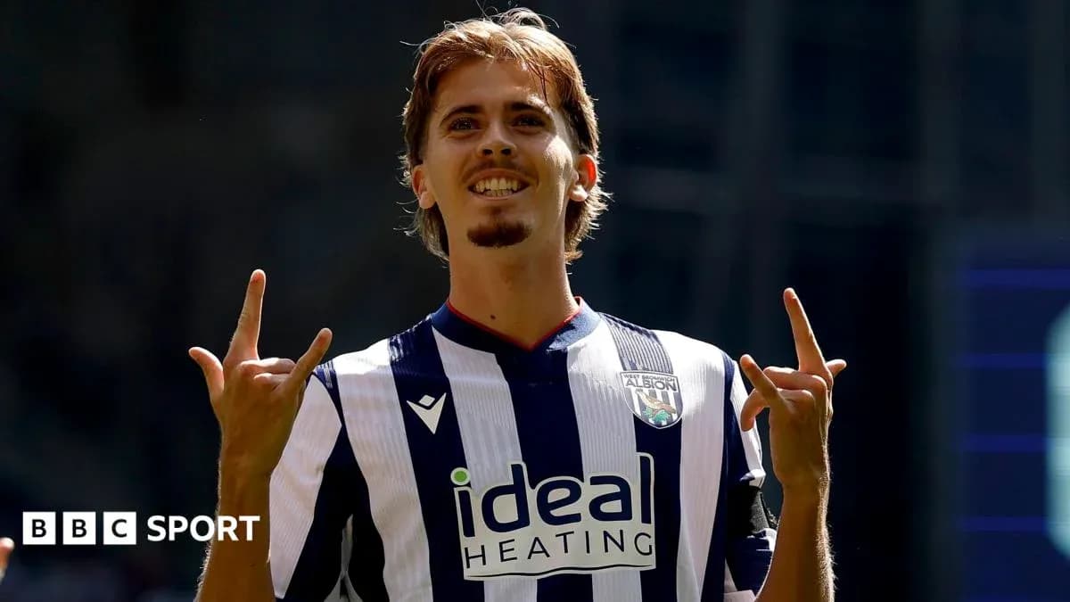 Joueur de West Bromwich Albion célébrant un but Joueur de West Bromwich Albion célébrant un but