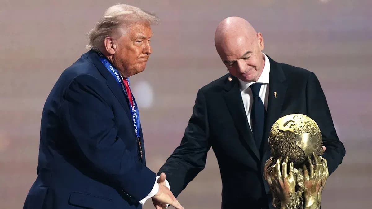 Donald Trump shake hands with FIFA president Infantino Donald Trump shake hands with FIFA president Infantino