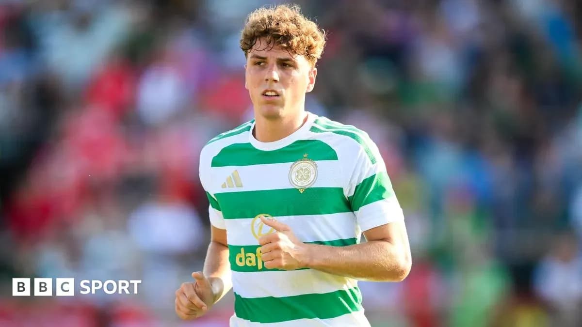 Joueur de Celtic en action sur le terrain Joueur de Celtic en action sur le terrain