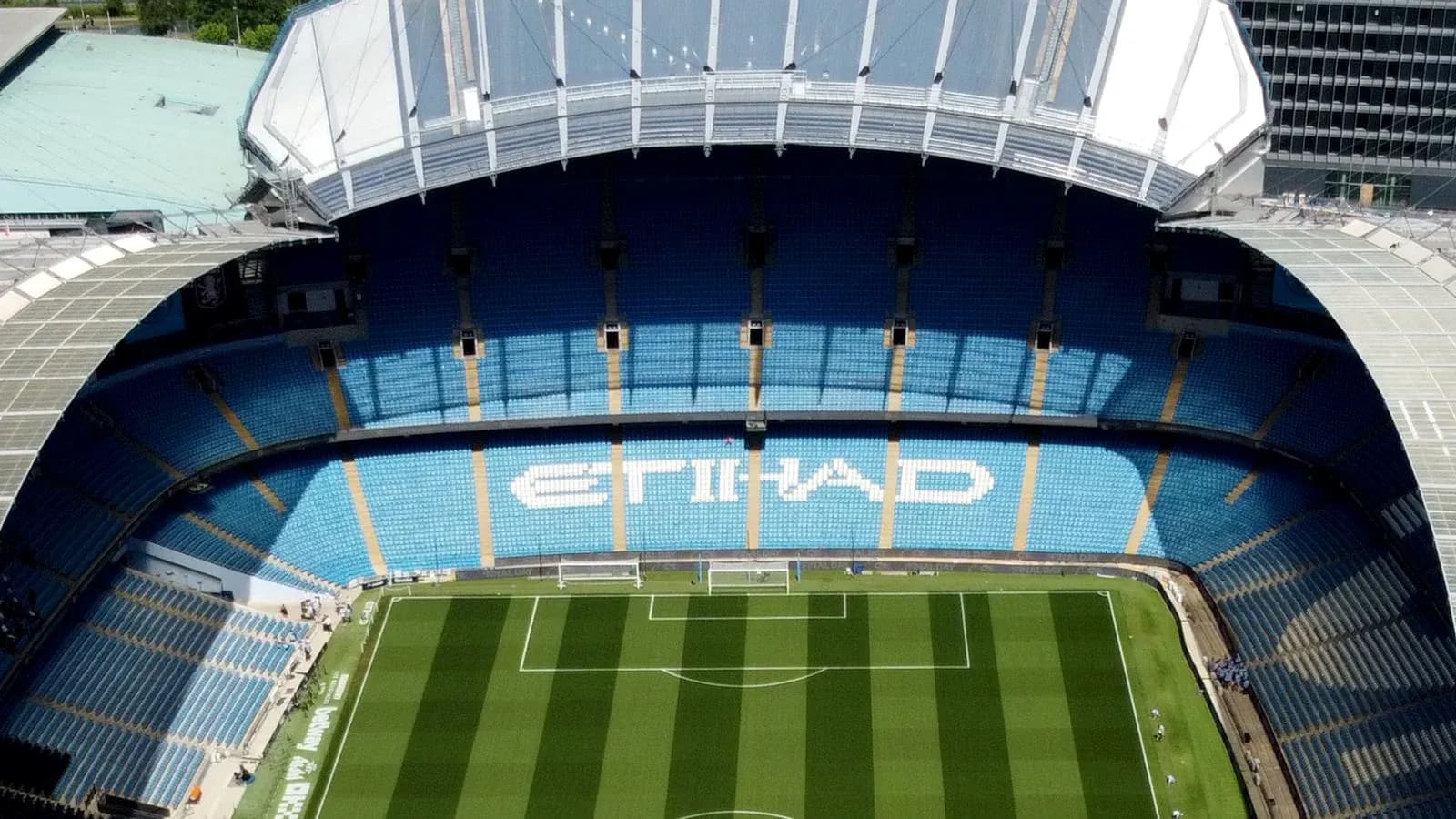 Vue aérienne de l'intérieur du stade Etihad Vue aérienne de l'intérieur du stade Etihad