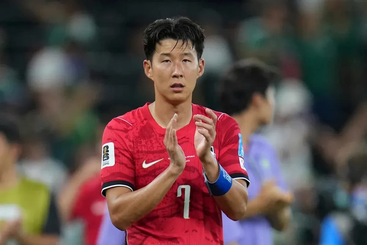 Joueur coréen applaudit après un match Joueur coréen applaudit après un match