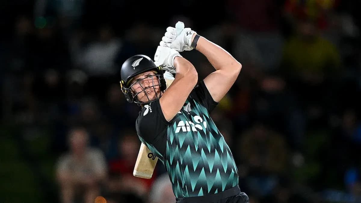 Joueur de cricket frappant la balle au bâton Joueur de cricket frappant la balle au bâton