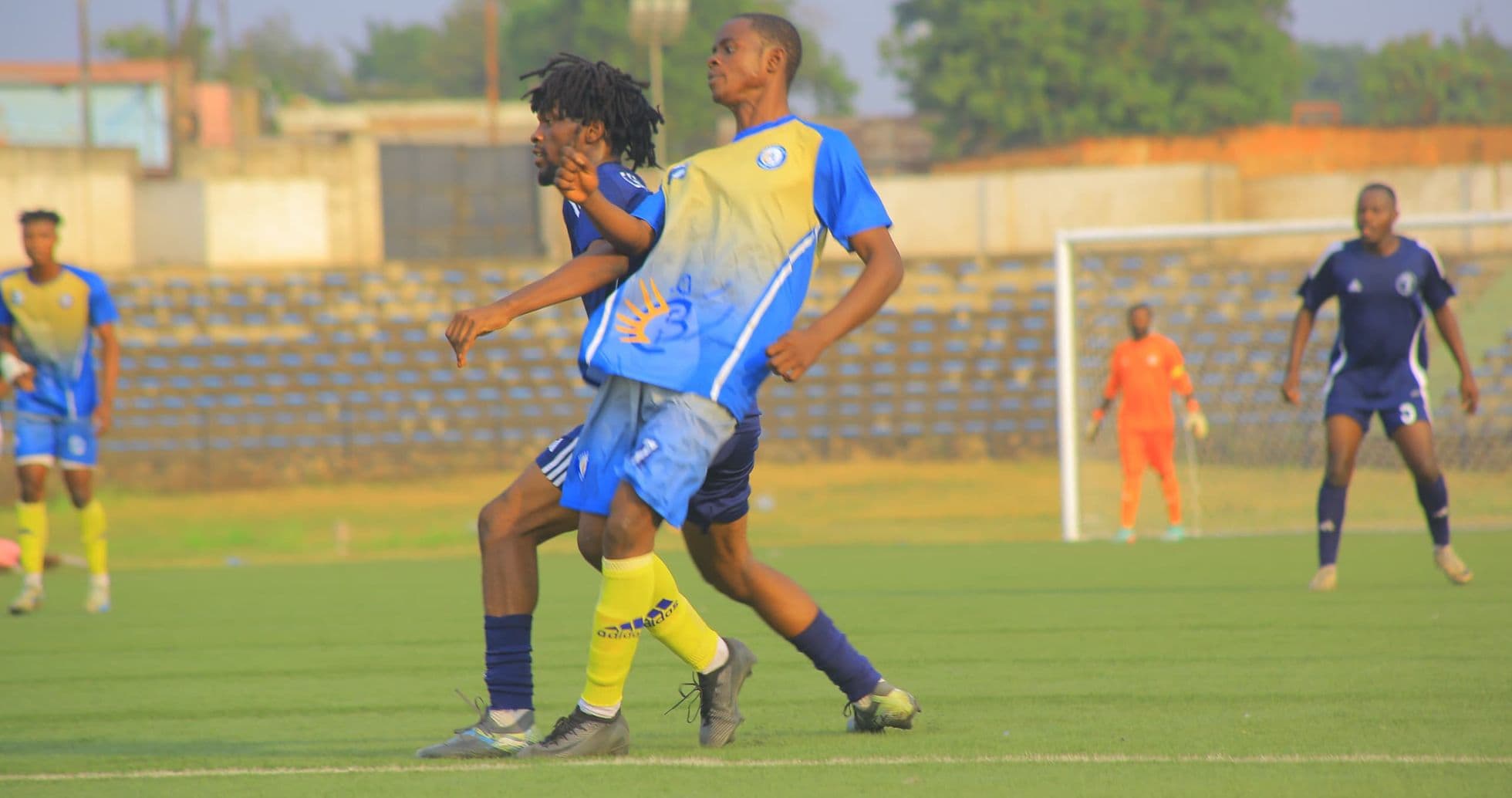 Blessing vs Tshinkunku : duel en Ligue 1 Congo-DR.jpg Blessing vs Tshinkunku : duel en Ligue 1 Congo-DR.jpg