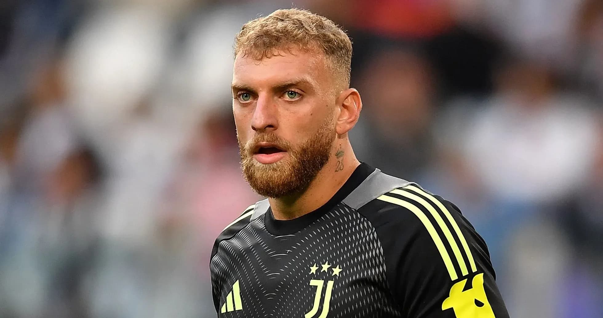 Joueur de la Juventus en tenue de gardien de but Joueur de la Juventus en tenue de gardien de but