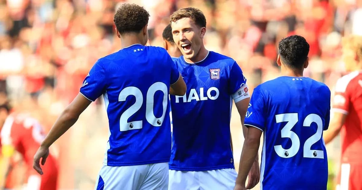 Joueurs d'Ipswich célébrant un but lors du match Joueurs d'Ipswich célébrant un but lors du match