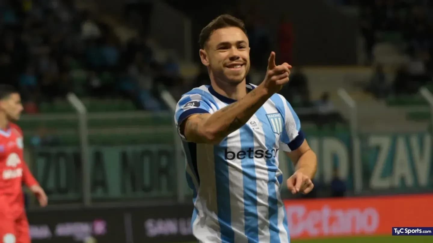 Joueur de Racing Club célébrant un but Joueur de Racing Club célébrant un but