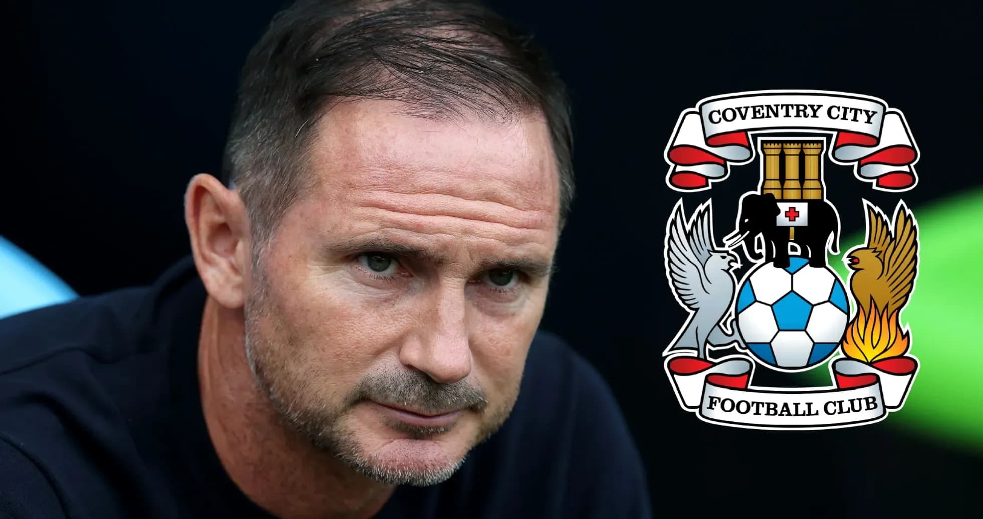 Entraîneur de Coventry City avec le logo du club Entraîneur de Coventry City avec le logo du club