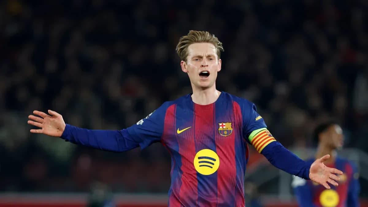 Joueur de Barcelone s'exprimant sur le terrain Joueur de Barcelone s'exprimant sur le terrain