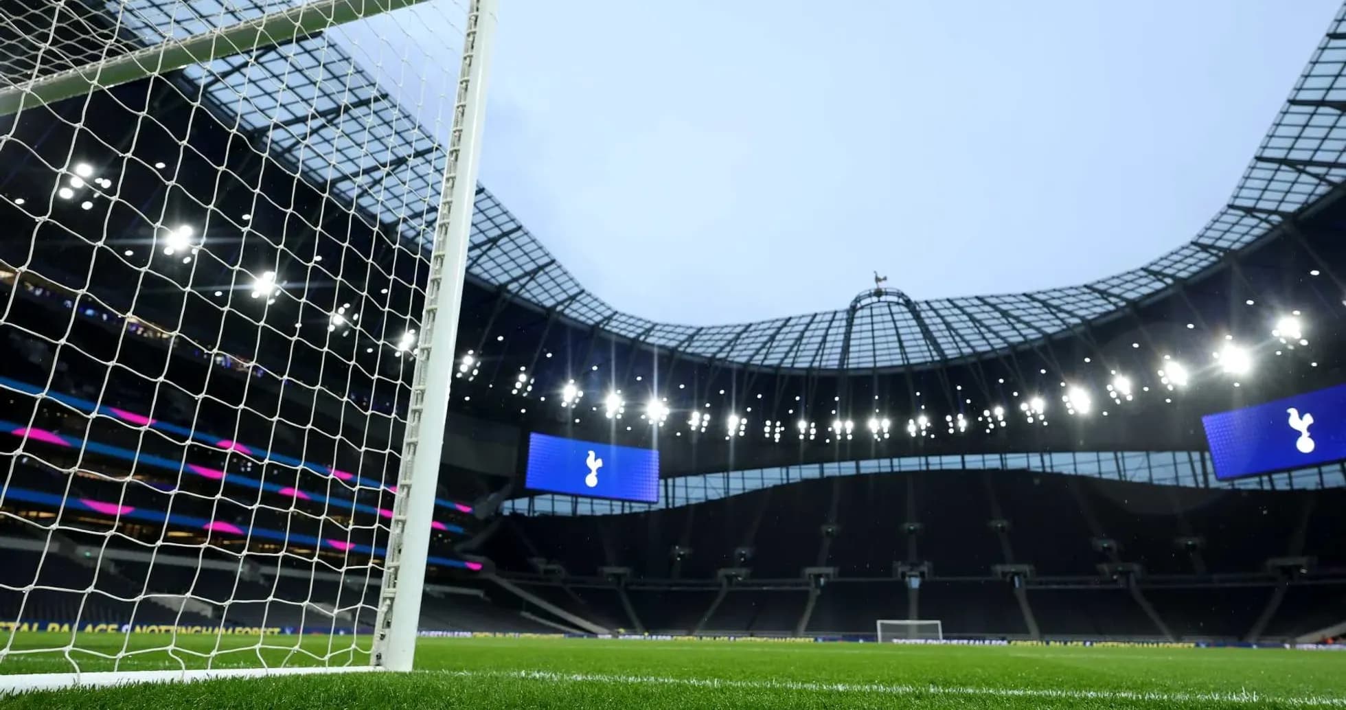 Vue du but dans le stade de Tottenham Vue du but dans le stade de Tottenham