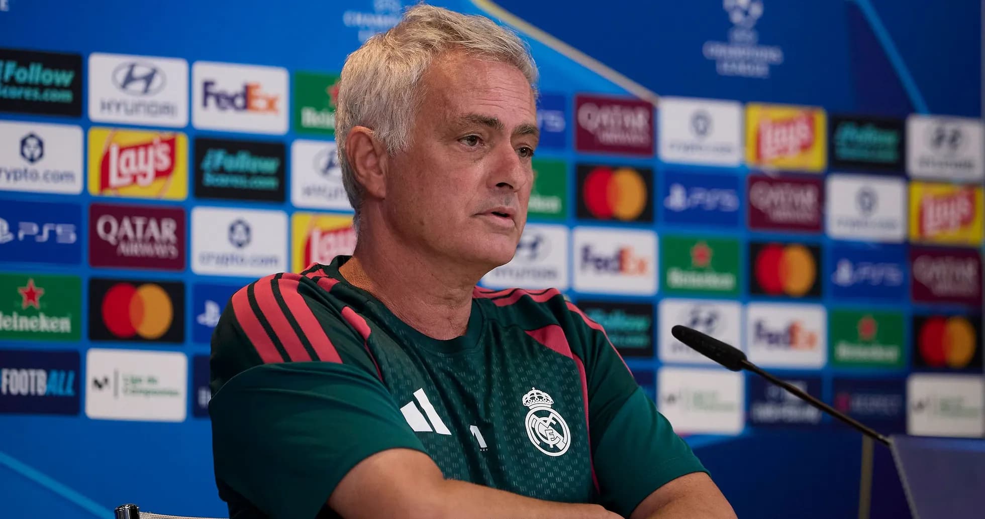 Entraîneur lors d'une conférence de presse UEFA Champions League Entraîneur lors d'une conférence de presse UEFA Champions League