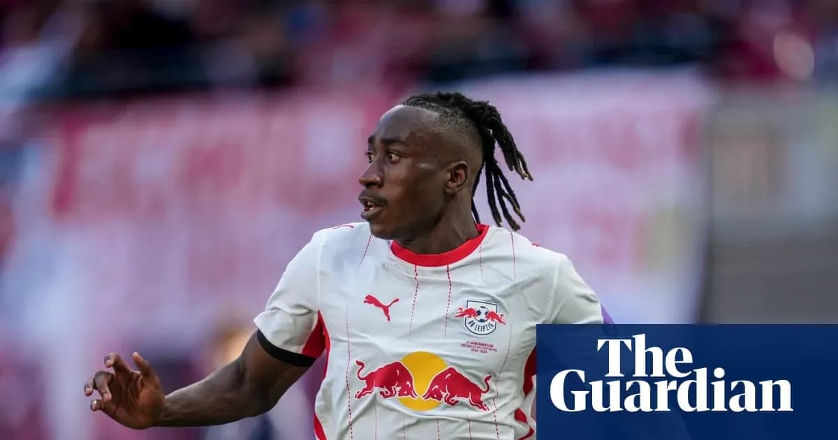 Joueur de RB Leipzig en action sur le terrain Joueur de RB Leipzig en action sur le terrain