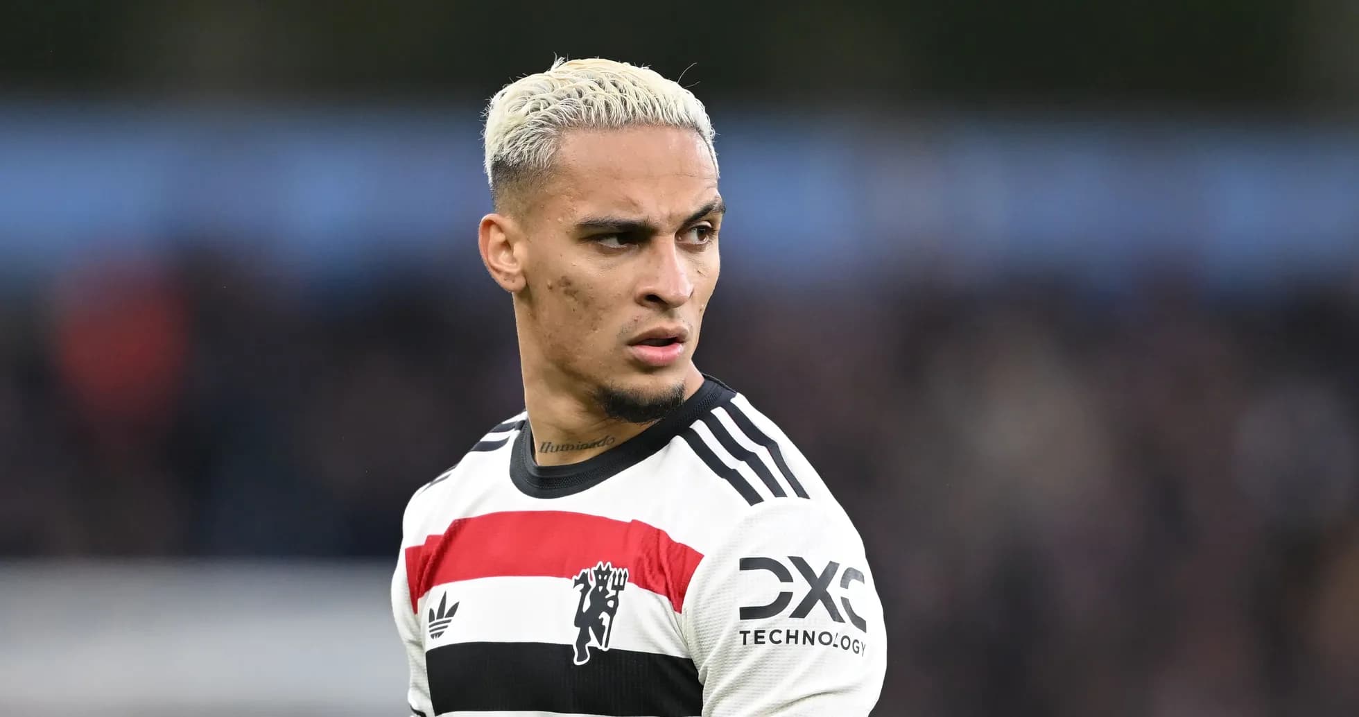 Joueur en maillot rayé lors d'un match Joueur en maillot rayé lors d'un match