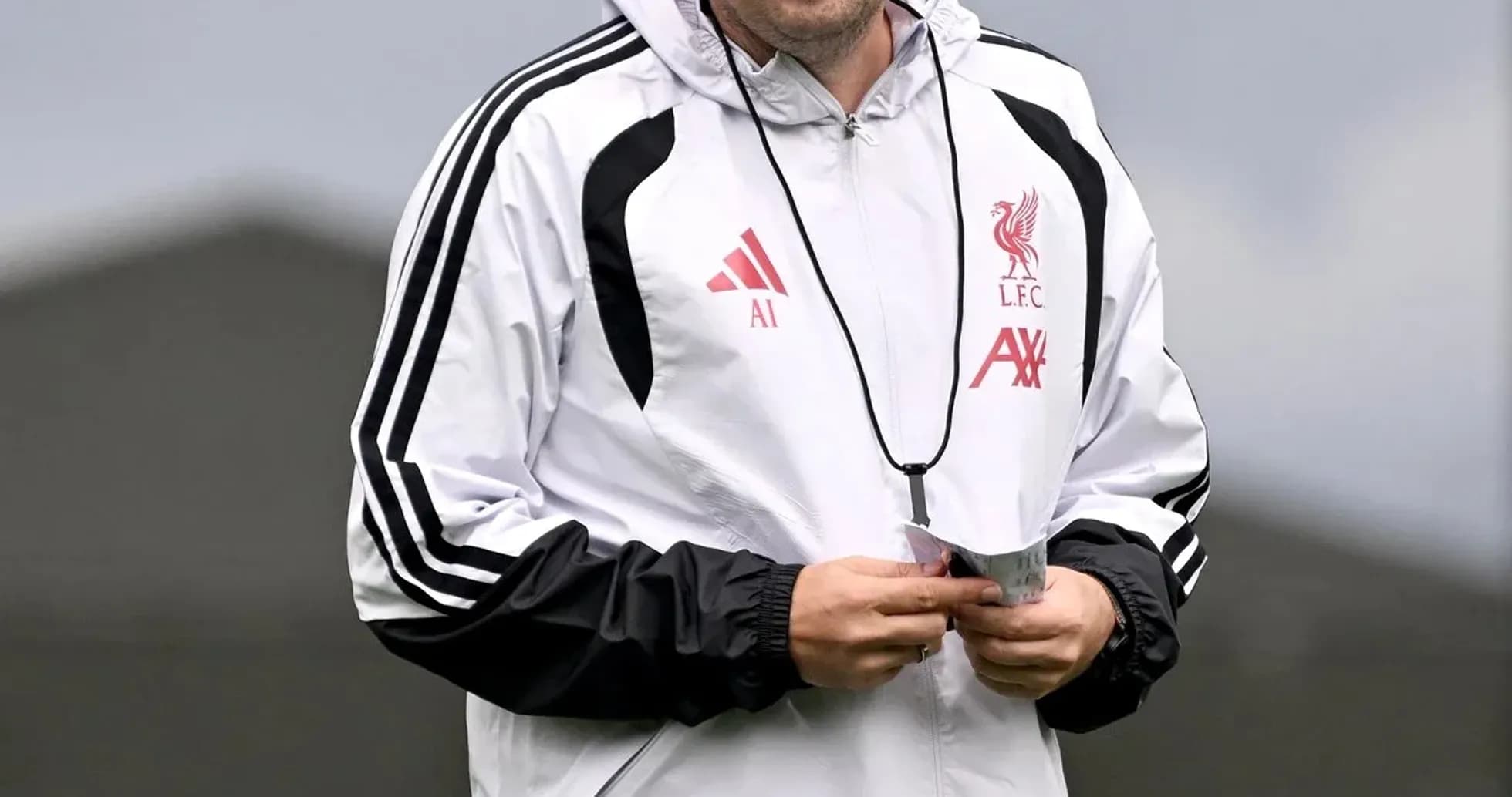 Entraîneur de Liverpool FC souriant lors d'une séance Entraîneur de Liverpool FC souriant lors d'une séance