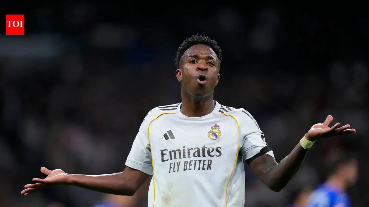 Joueur de Real Madrid s'exprimant pendant le match Joueur de Real Madrid s'exprimant pendant le match
