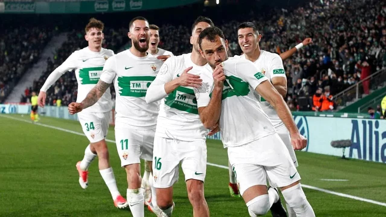 Joueurs d'Elche célébrant un but Joueurs d'Elche célébrant un but