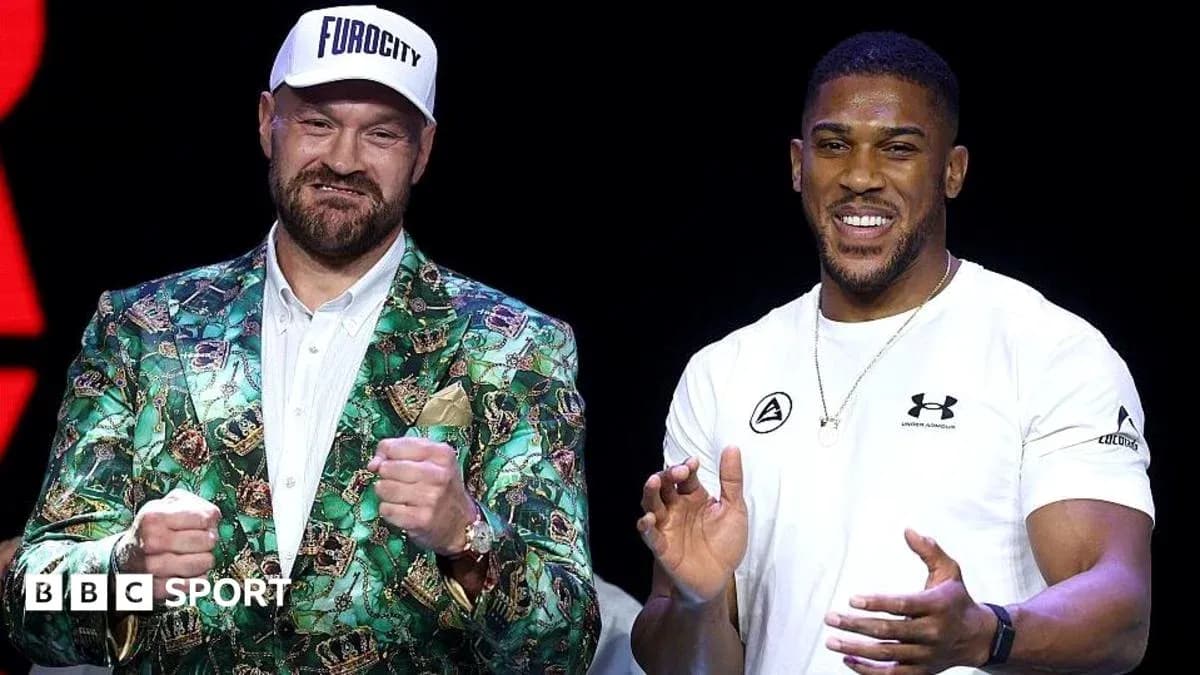 Tyson Fury et Anthony Joshua lors d'une conférence de presse Tyson Fury et Anthony Joshua lors d'une conférence de presse
