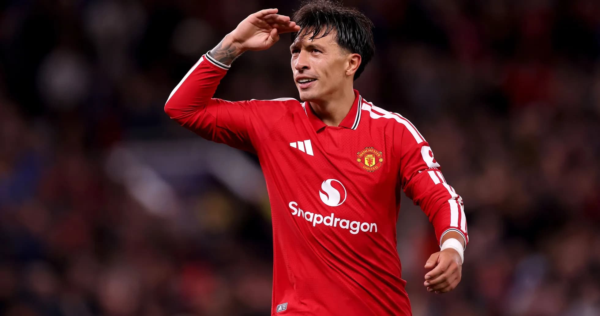 Joueur de Manchester United saluant les supporters Joueur de Manchester United saluant les supporters