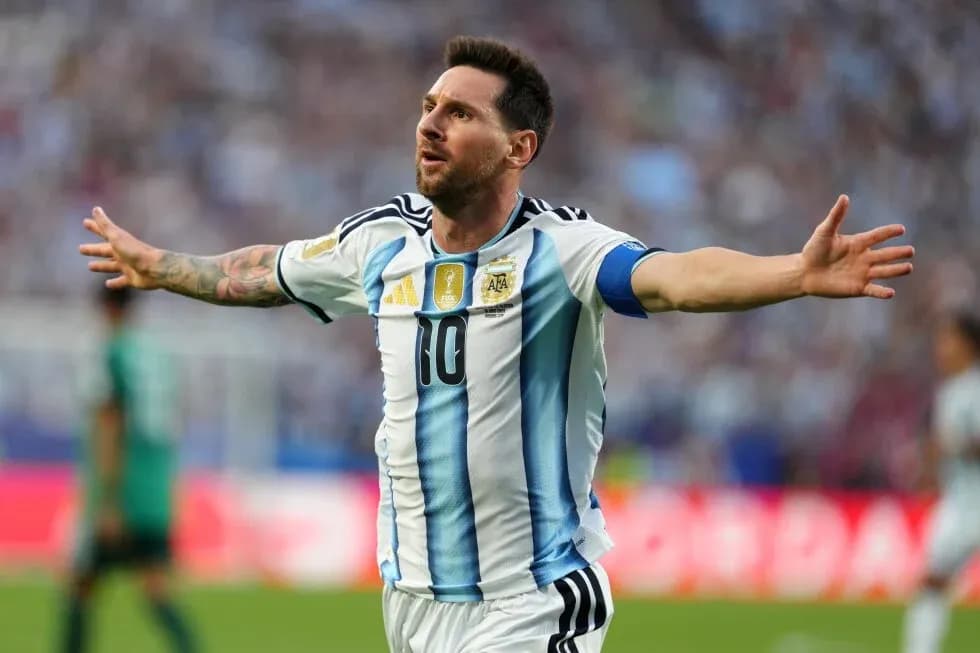 Lionel Messi célébrant un but avec l'Argentine Lionel Messi célébrant un but avec l'Argentine