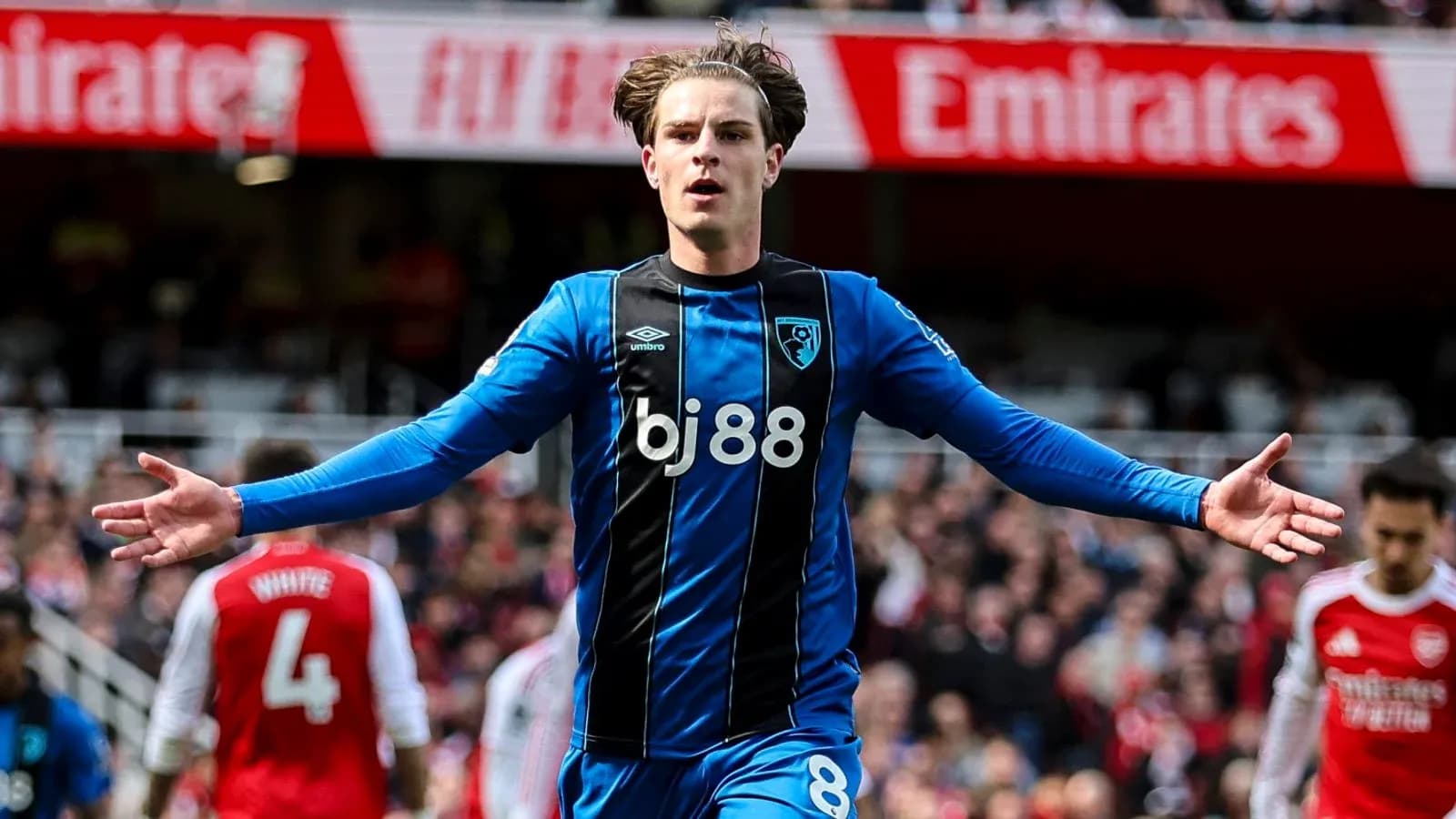 Joueur de Bournemouth célébrant un but lors du match Joueur de Bournemouth célébrant un but lors du match