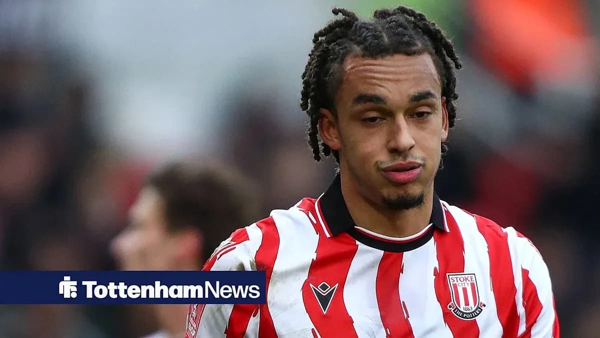 Joueur de Stoke City en maillot rayé lors du match Joueur de Stoke City en maillot rayé lors du match