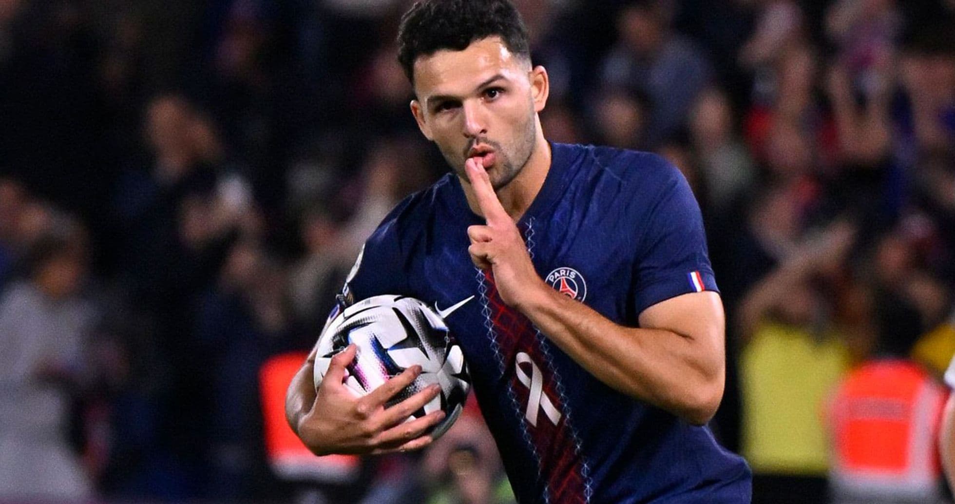 Strasbourg – Paris Saint Germain : duel entre leader et outsider.jpg Strasbourg – Paris Saint Germain : duel entre leader et outsider.jpg