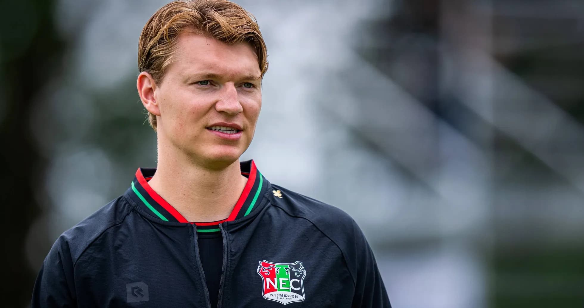 Joueur en tenue de l'NEC Nijmegen lors de l'entraînement Joueur en tenue de l'NEC Nijmegen lors de l'entraînement