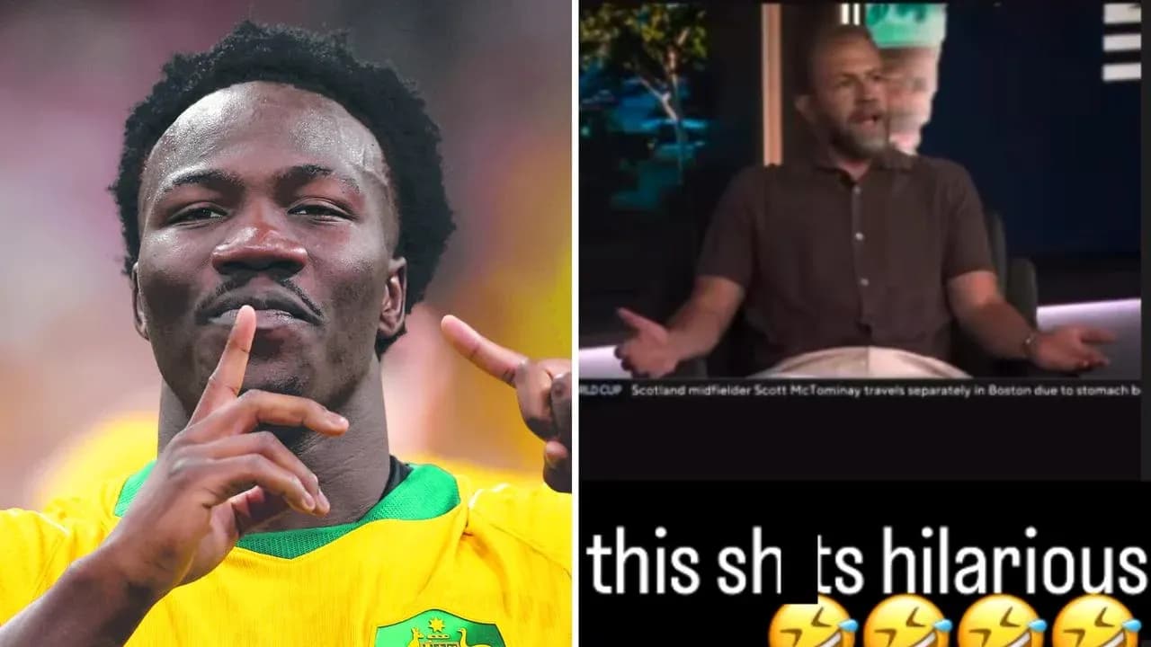 Joueur célébrant avec le maillot du Cameroun Joueur célébrant avec le maillot du Cameroun