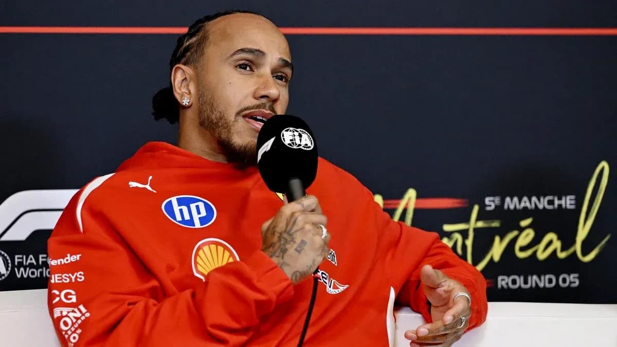 Lewis Hamilton lors d'une conférence de presse à Montréal Lewis Hamilton lors d'une conférence de presse à Montréal