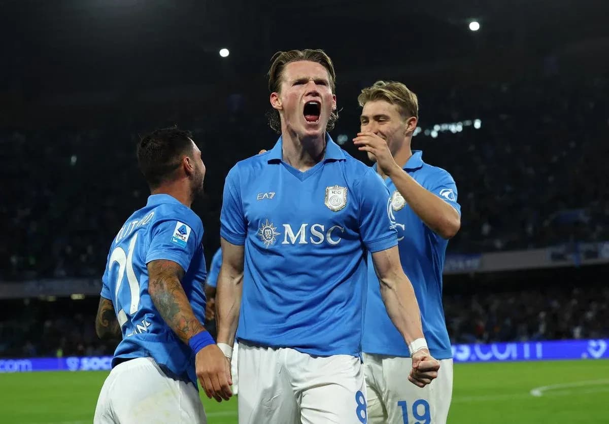 Joueurs de Naples célébrant un but Joueurs de Naples célébrant un but