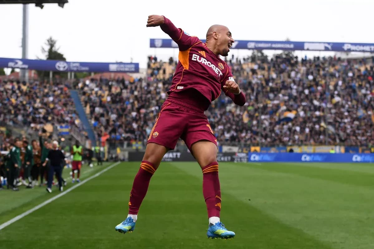 Un joueur de l'AS Roma célèbre un but Un joueur de l'AS Roma célèbre un but