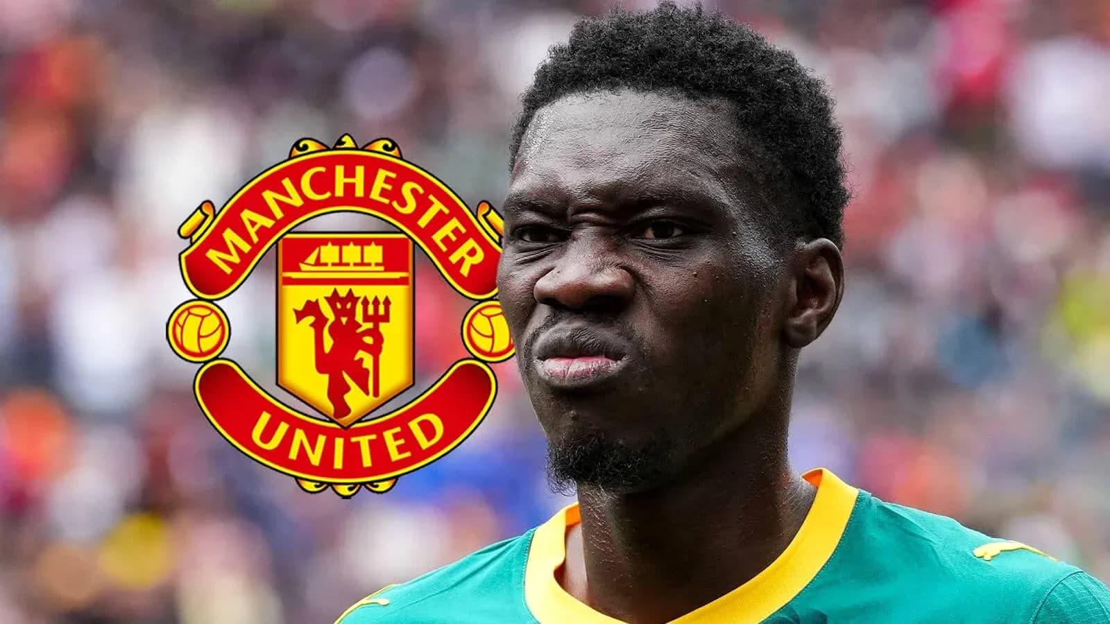 Joueur avec maillot vert devant le logo de Manchester United Joueur avec maillot vert devant le logo de Manchester United