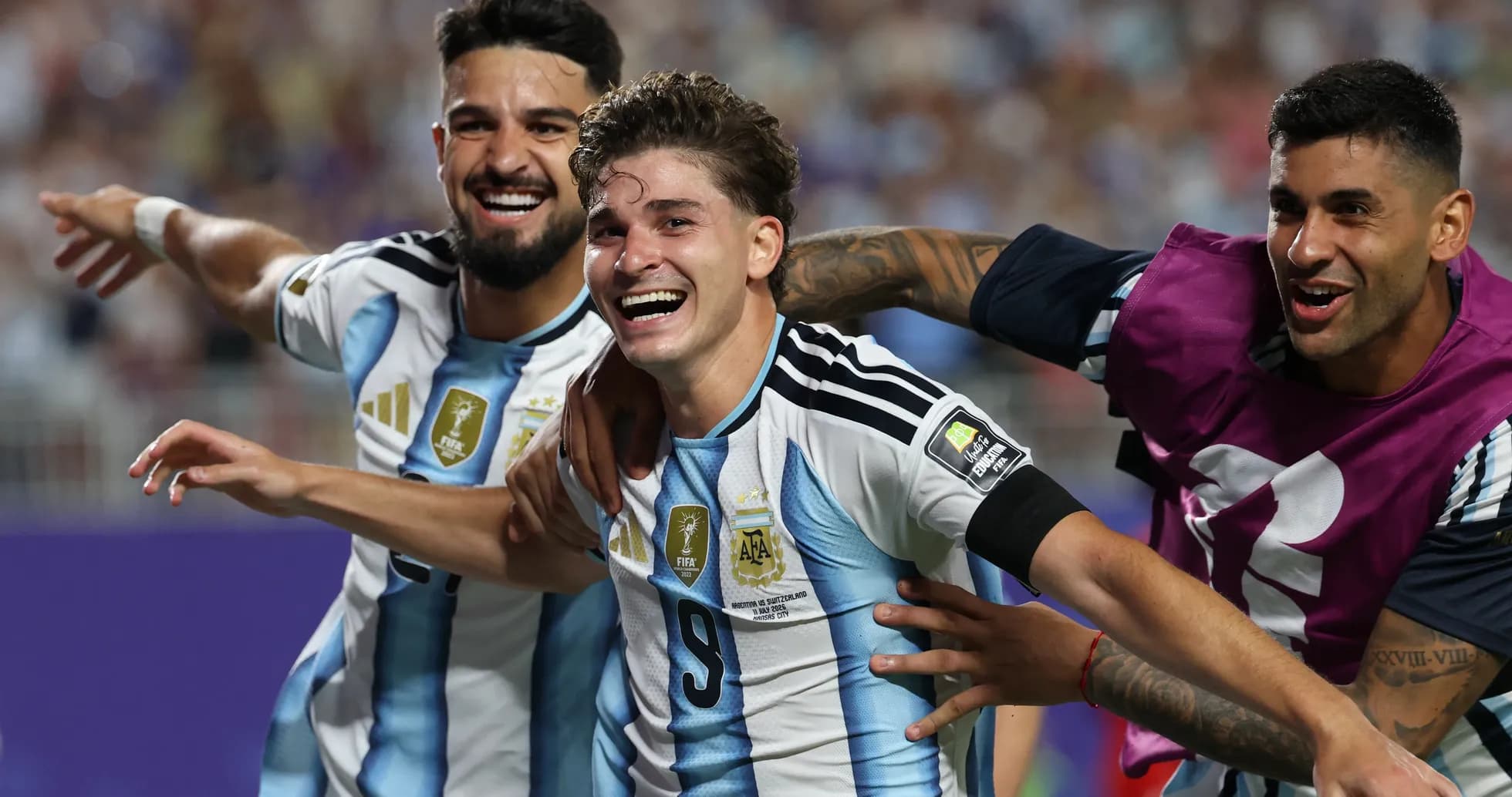 Joueurs argentins célébrant un but Joueurs argentins célébrant un but
