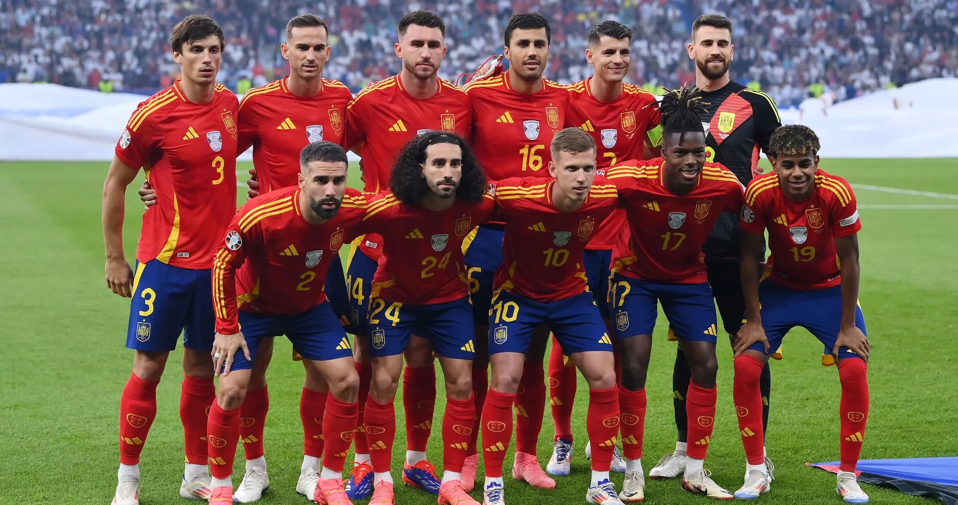 Équipe nationale espagnole posant avant un match Équipe nationale espagnole posant avant un match