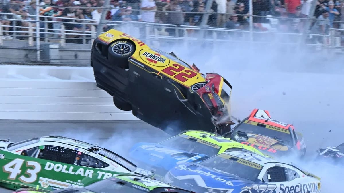 Bilan des gagnants et perdants de la course NASCAR Cup intense à Talladega Bilan des gagnants et perdants de la course NASCAR Cup intense à Talladega