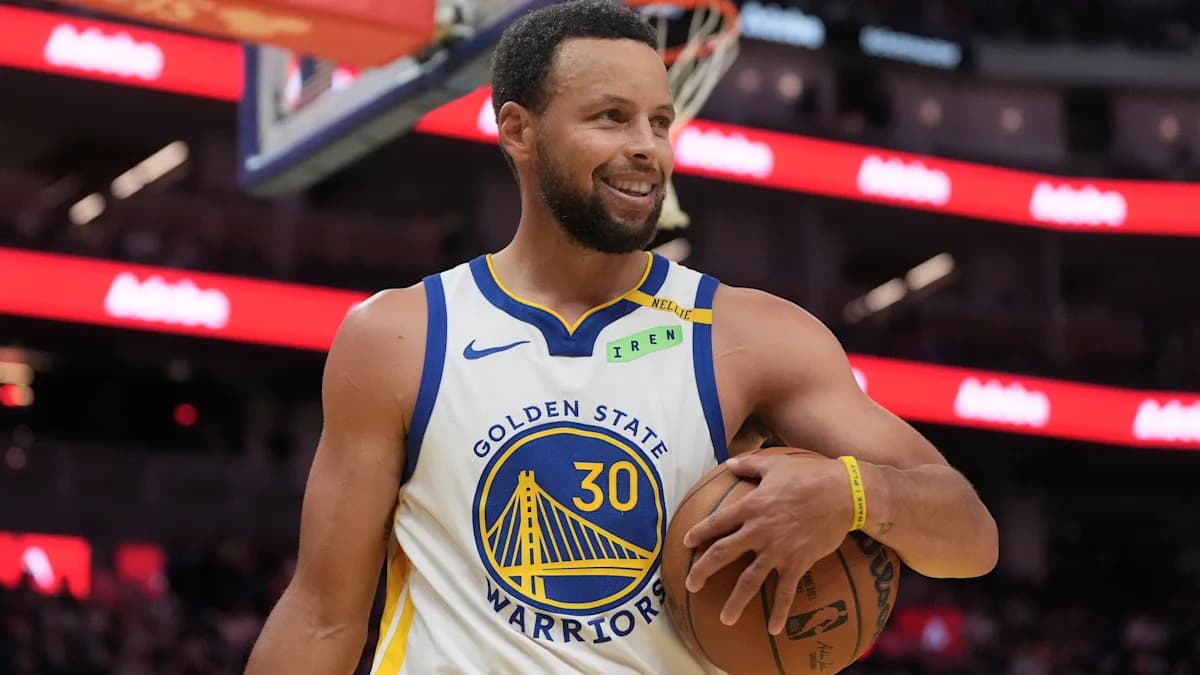 Stephen Curry prêt pour le coup d'envoi malgré une légère blessure à la cheville Stephen Curry prêt pour le coup d'envoi malgré une légère blessure à la cheville