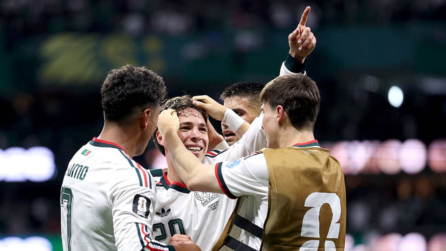 Notes des joueurs mexicains face à la Tchéquie : Une seconde mi-temps magique pour un parcours parfait en phase de groupes Notes des joueurs mexicains face à la Tchéquie : Une seconde mi-temps magique pour un parcours parfait en phase de groupes