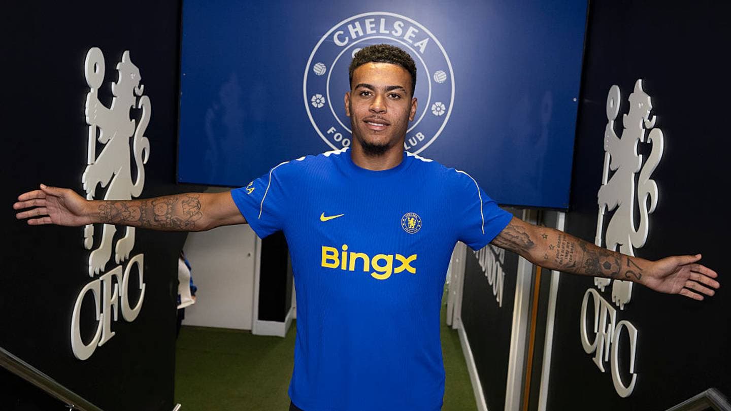 Saison 2026–27 de Premier League : Superlatifs de l'intersaison, meilleur transfert et effectifs les plus améliorés Saison 2026–27 de Premier League : Superlatifs de l'intersaison, meilleur transfert et effectifs les plus améliorés
