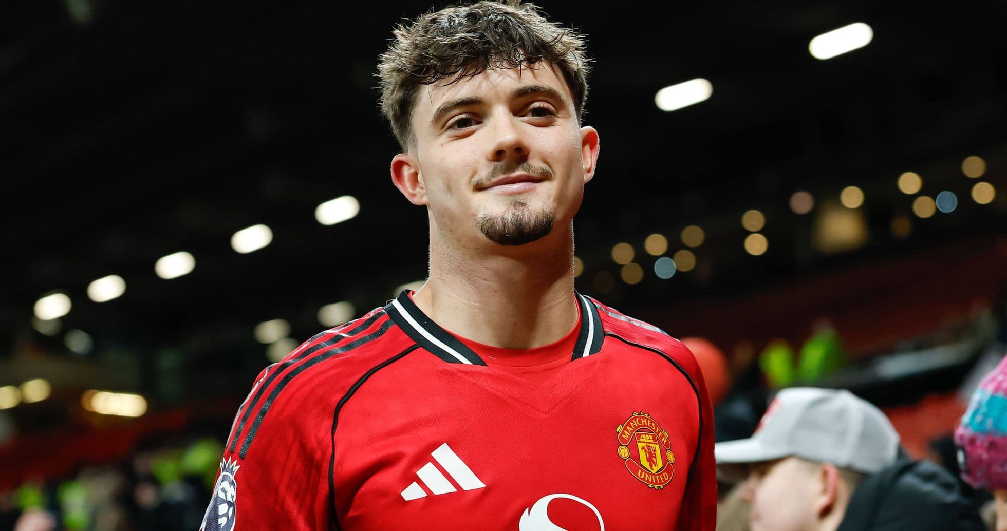 Sydney FC recrute le jeune espoir de Manchester United James Overy, qui vise une place chez les Socceroos Sydney FC recrute le jeune espoir de Manchester United James Overy, qui vise une place chez les Socceroos