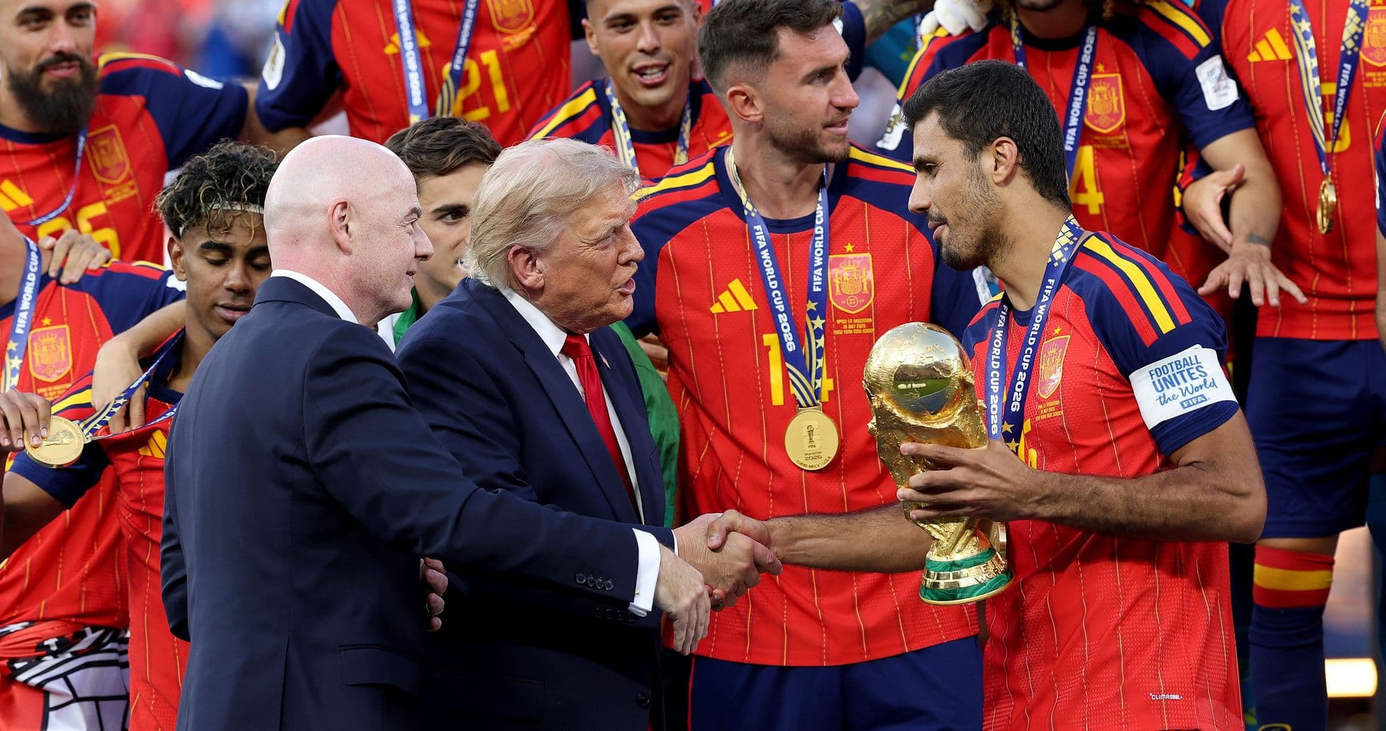 Coupe du Monde 2026 : Entre Joie du Football et Ombres Politiques Coupe du Monde 2026 : Entre Joie du Football et Ombres Politiques