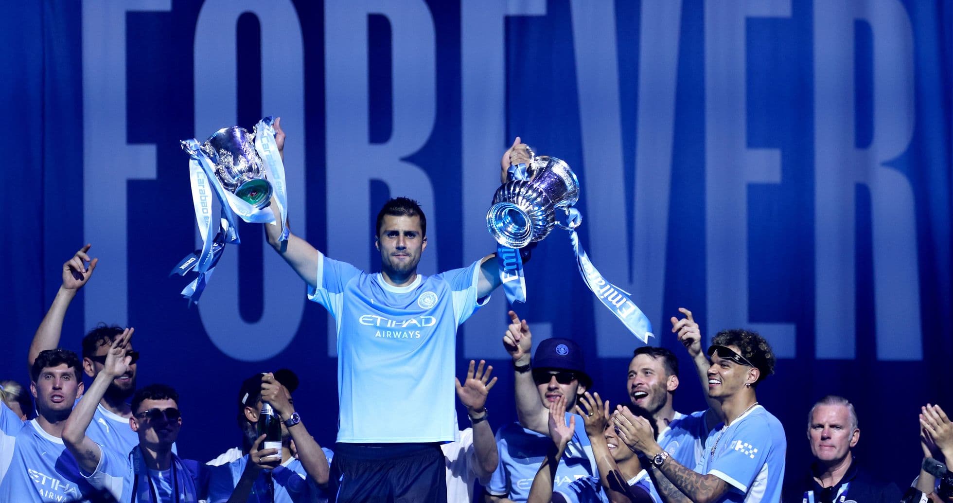 Manchester City met fin aux rumeurs concernant l'intérêt du Real Madrid pour Rodri Manchester City met fin aux rumeurs concernant l'intérêt du Real Madrid pour Rodri